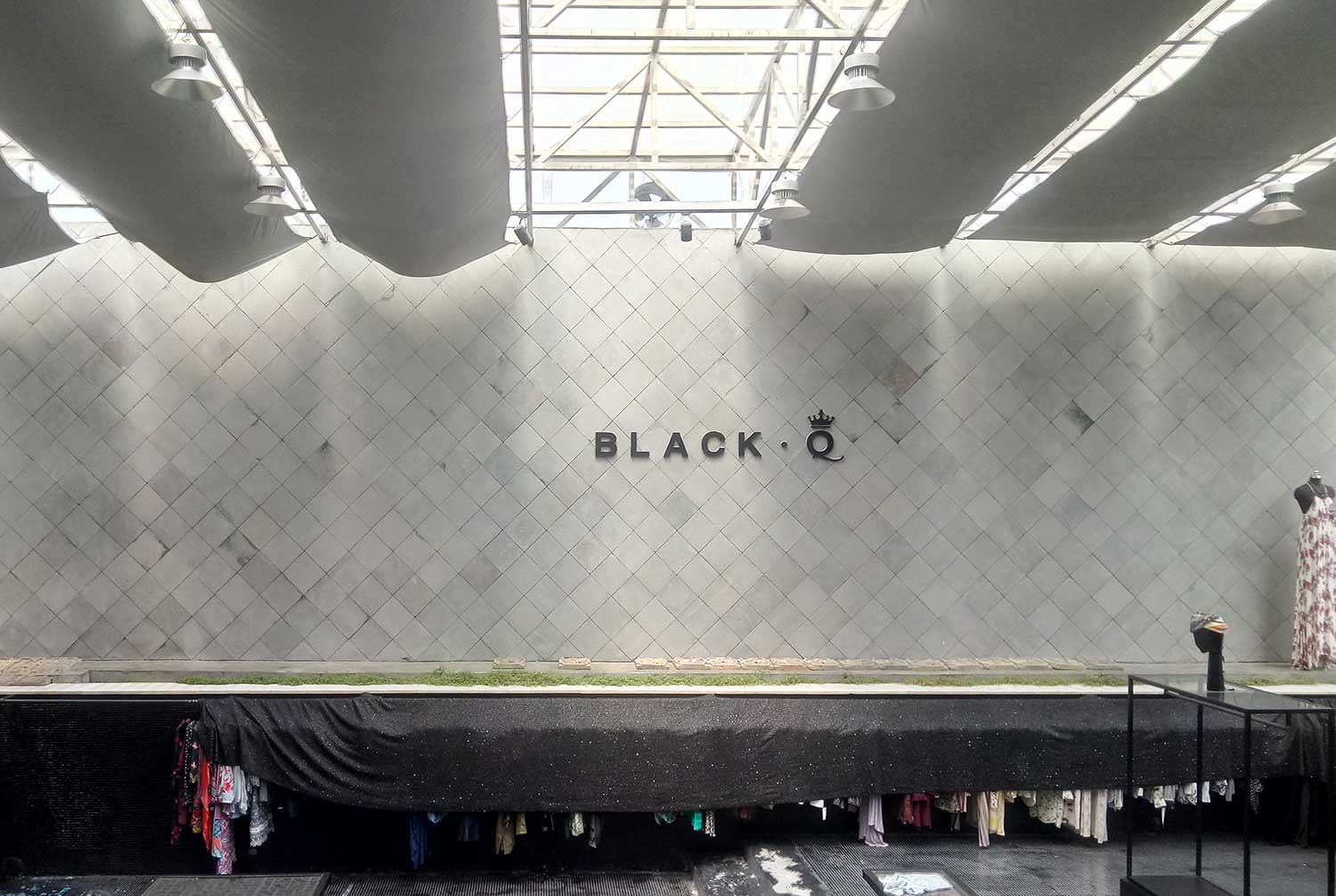 Bq_Building.jpg Bq_Building.jpg